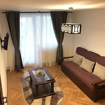 Apartment Krondays Braşov Exterior foto