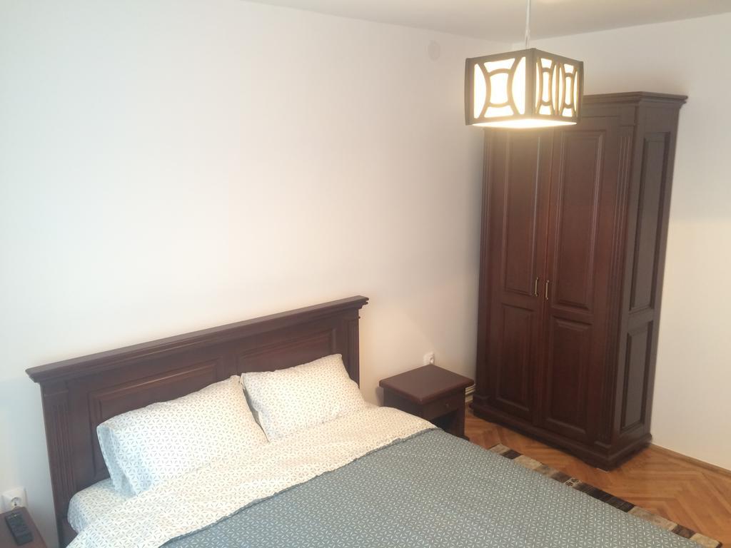 Apartment Krondays Braşov Exterior foto