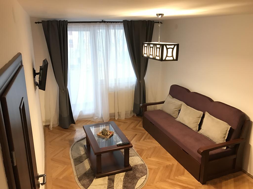 Apartment Krondays Braşov Exterior foto